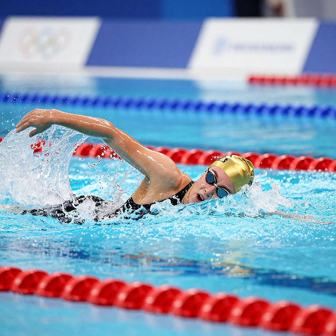 Swimming Data Analysis: Unable to Determine Performance Due to Insufficient Information